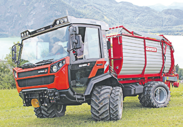 Der Lagerhaus-Partner REFORM steht für Fortschritt in der Landwirtschaft: Ein innovatives Produkt ist der Muli T10 X HybridShift